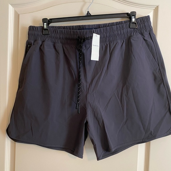 NEW Abercrombie & Fitch Men’s Shorts - Black XL - Picture 1 of 6